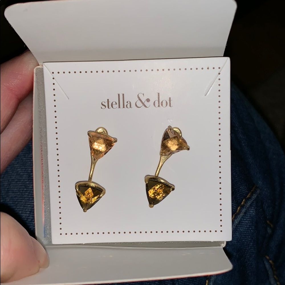 Triad ear jacket